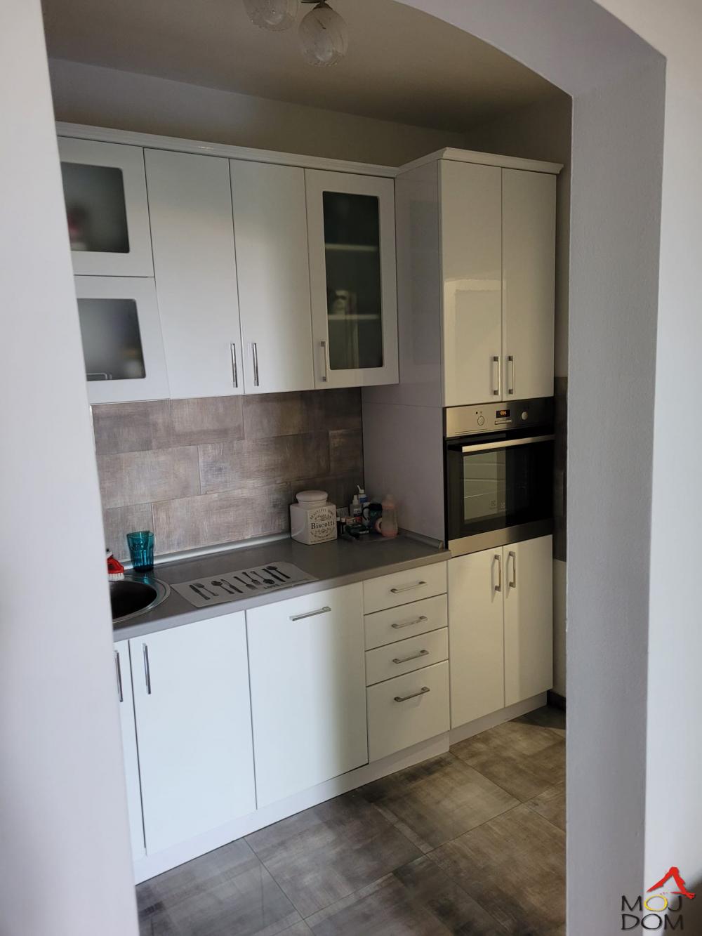 Slika 6 - Stan,NOVI SAD,NOVA DETELINARA,kv: 62, € 156300, ID: 1030111