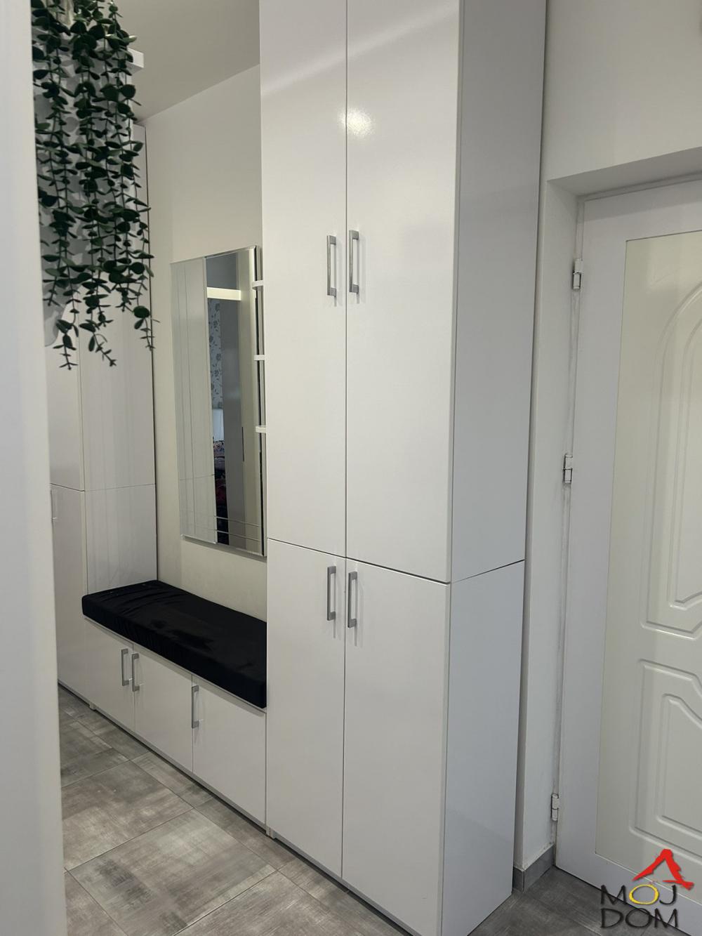 Slika 3 - Stan,NOVI SAD,NOVA DETELINARA,kv: 62, € 156300, ID: 1030111