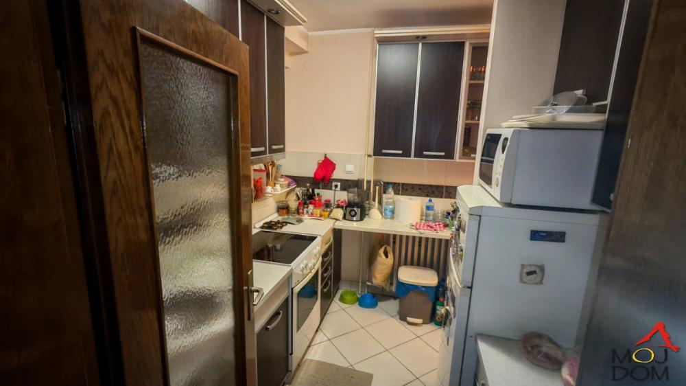 Slika 6 - Stan,NOVI SAD,SOMBORSKI BULEVAR,kv: 94, € 200850, ID: 1029927