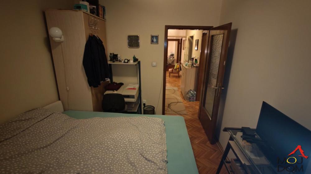 Slika 11 - Stan,NOVI SAD,SOMBORSKI BULEVAR,kv: 94, € 200850, ID: 1029927