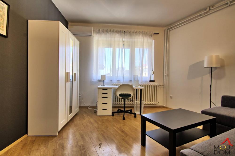 Slika 8 - Stan,NOVI SAD,CENTAR,kv: 103, € 206000, ID: 1029031