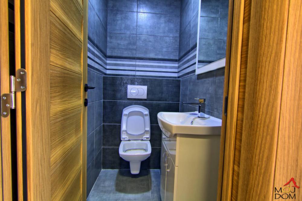 Slika 6 - Stan,NOVI SAD,TELEP,kv: 72, € 185400, ID: 1028526