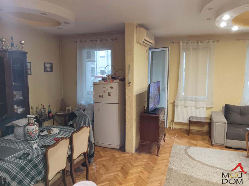 Slika 3 - Stan,NOVI SAD,NOVA DETELINARA,kv: 83, € 195700, ID: 1027322