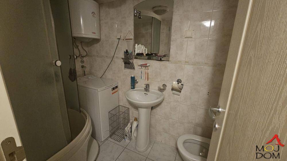 Slika 5 - Stan,NOVI SAD,PODBARA,kv: 37, € 92700, ID: 1029473