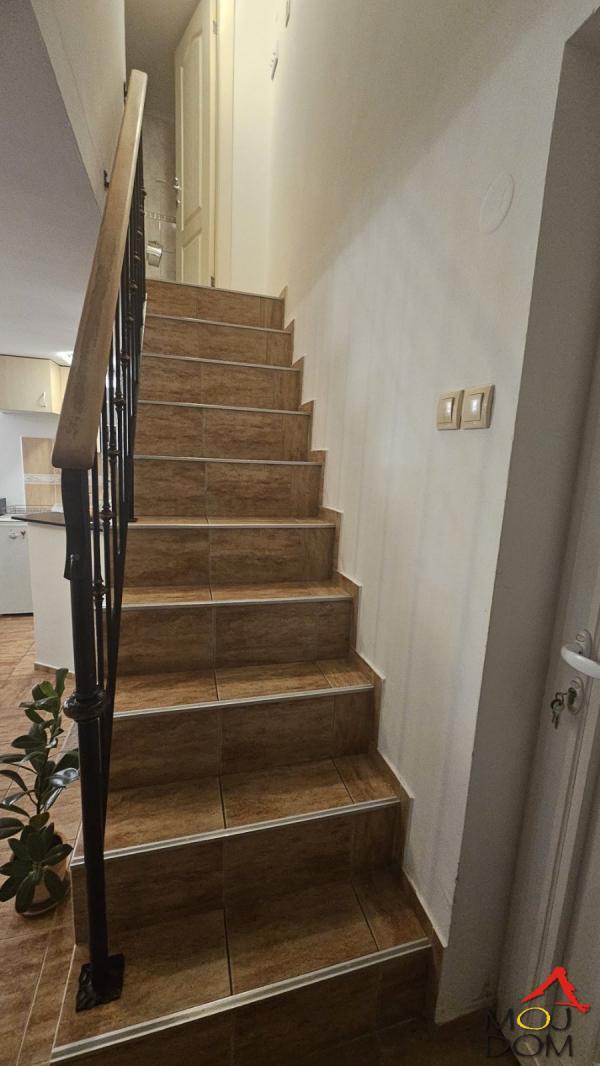 Slika 4 - Stan,NOVI SAD,PODBARA,kv: 37, € 92700, ID: 1029473