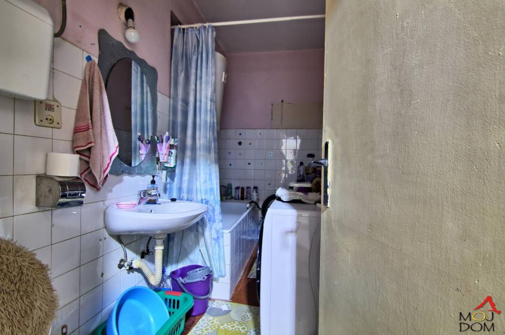 Slika 6 - Stan,NOVI SAD,KEJ,kv: 63, € 164800, ID: 1029842