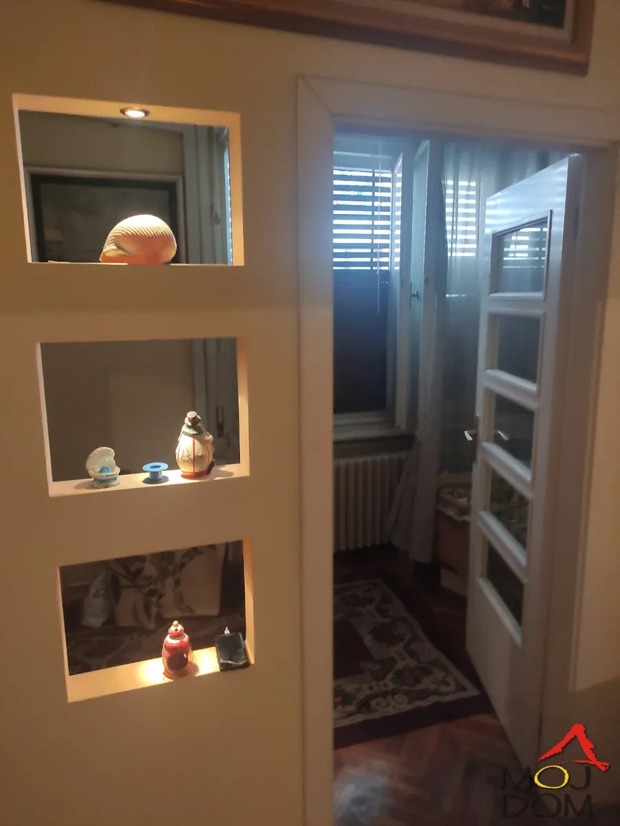 Slika 4 - Stan,NOVI SAD,CENTAR,kv: 80, € 190550, ID: 1027089