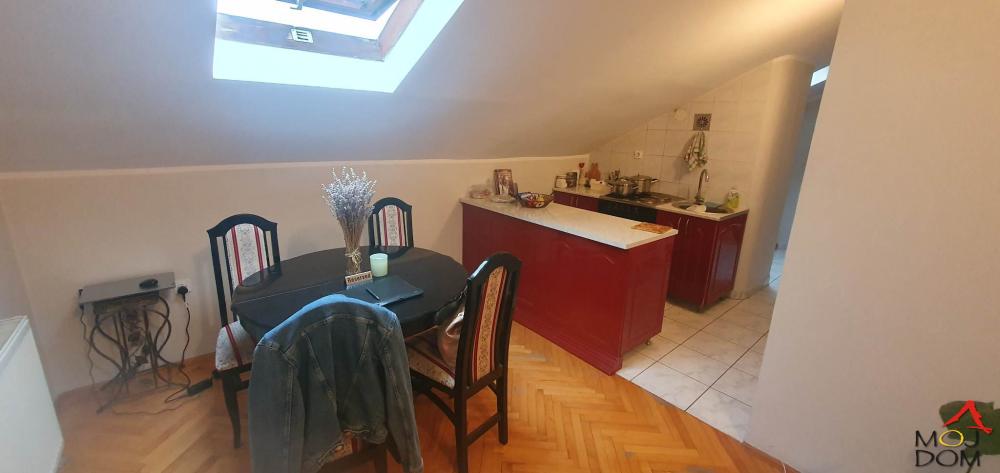 Slika 3 - Stan,NOVI SAD,BULEVAR,kv: 48, € 98900, ID: 1026620