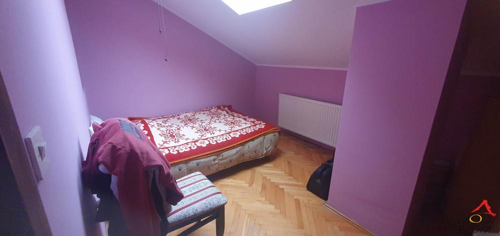 Slika 8 - Stan,NOVI SAD,BULEVAR,kv: 48, € 98900, ID: 1026620