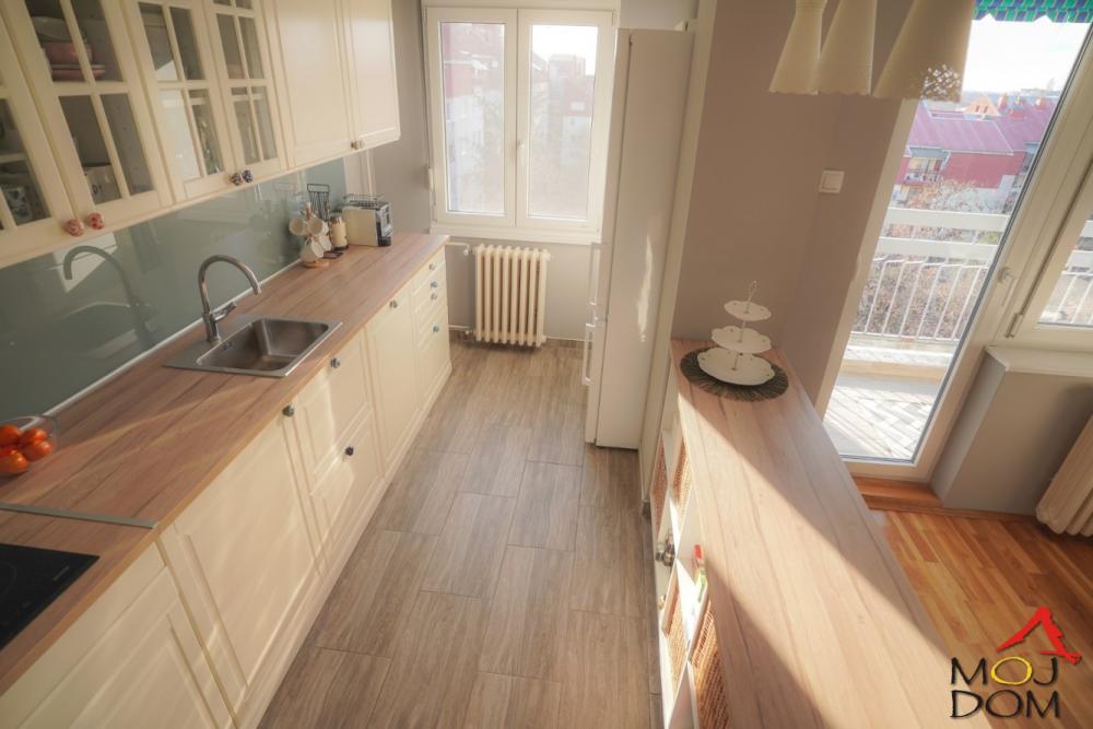 Slika 2 - Stan,NOVI SAD,LIMAN 3,kv: 69, € 247200, ID: 1029846