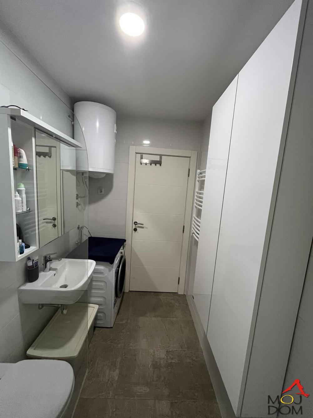 Slika 4 - Stan,NOVI SAD,ROTKVARIJA,kv: 62, € 211150, ID: 1029073