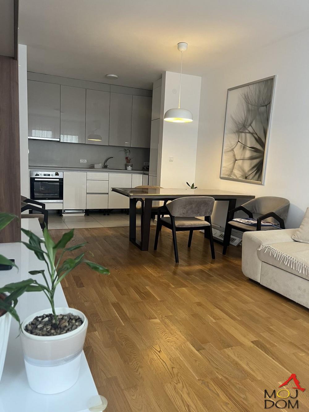 Slika 3 - Stan,NOVI SAD,ROTKVARIJA,kv: 62, € 211150, ID: 1029073