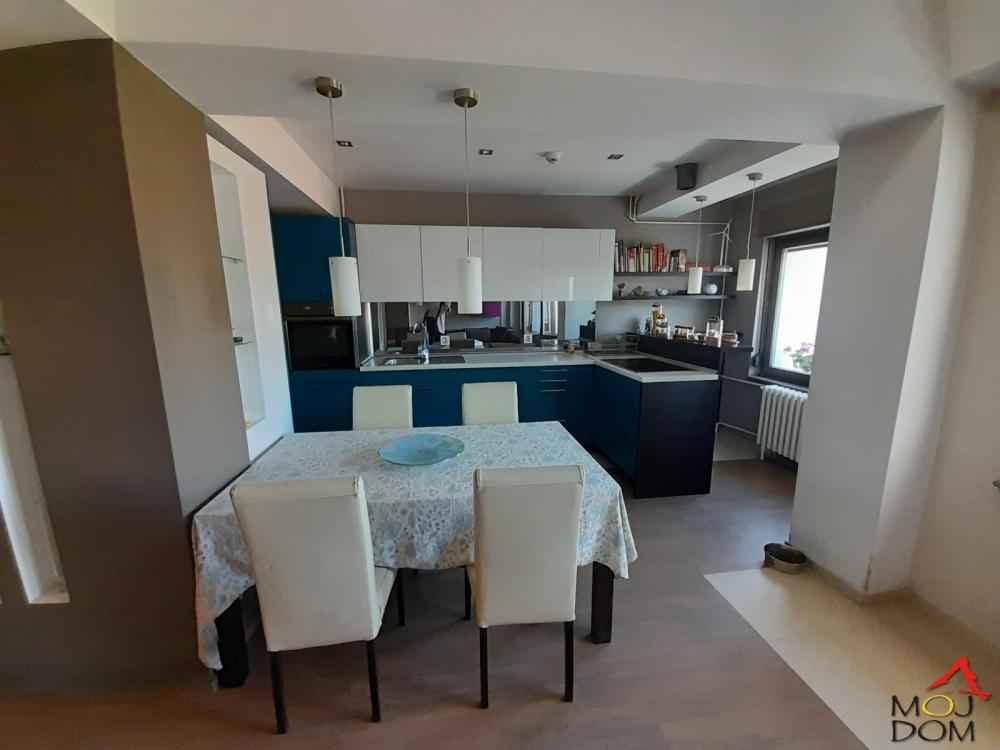 Slika 5 - Stan,NOVI SAD,CENTAR,kv: 143, € 278100, ID: 1026847