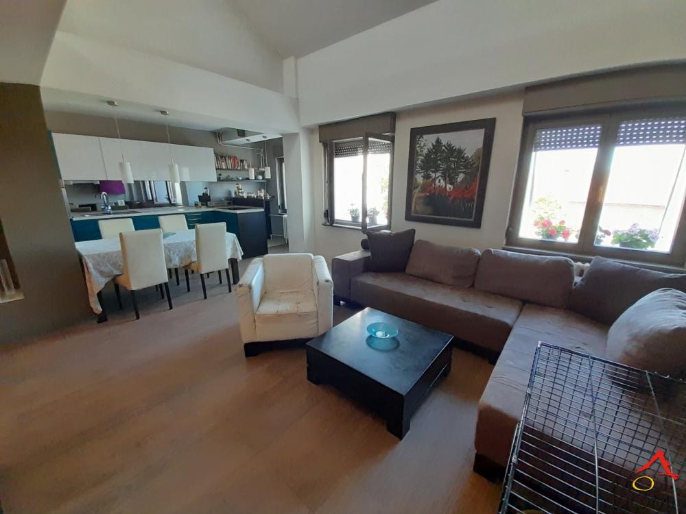 Slika 3 - Stan,NOVI SAD,CENTAR,kv: 143, € 278100, ID: 1026847