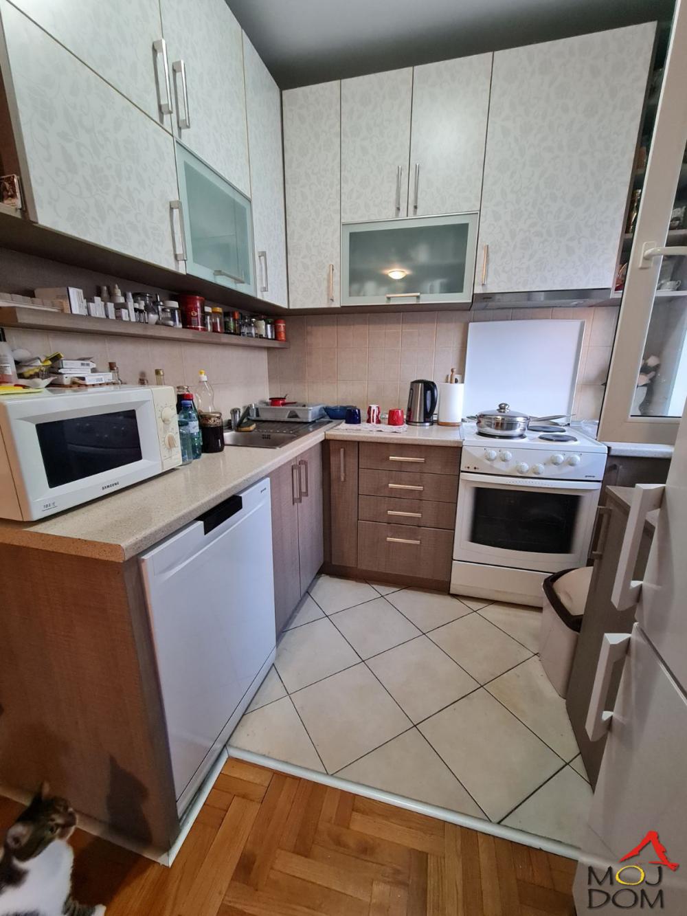 Slika 5 - Stan,NOVI SAD,TELEP,kv: 70, € 164800, ID: 1026748