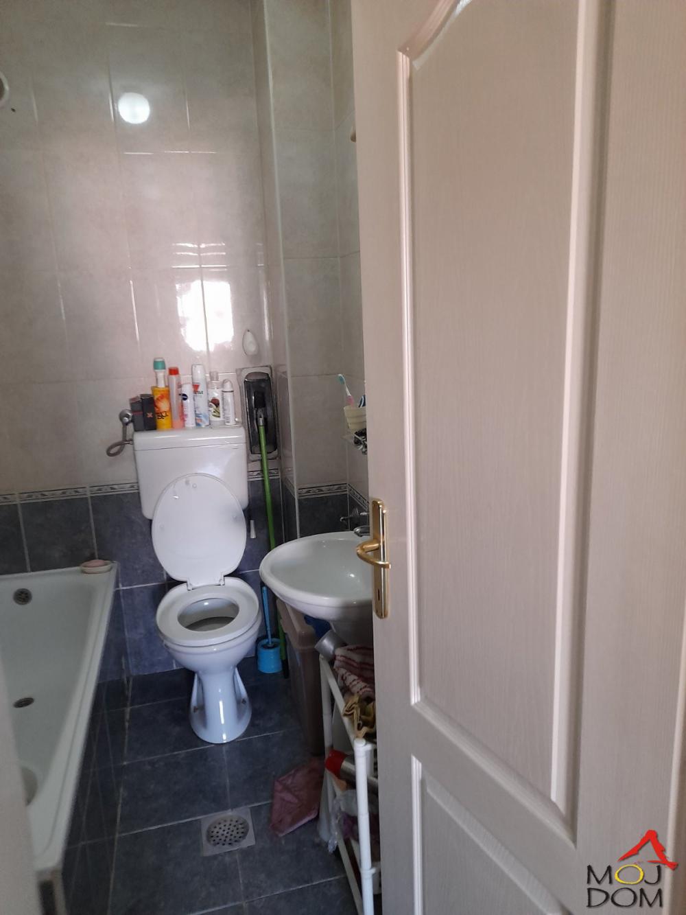 Slika 7 - Stan,NOVI SAD,NOVA DETELINARA,kv: 45, € 128500, ID: 1026725