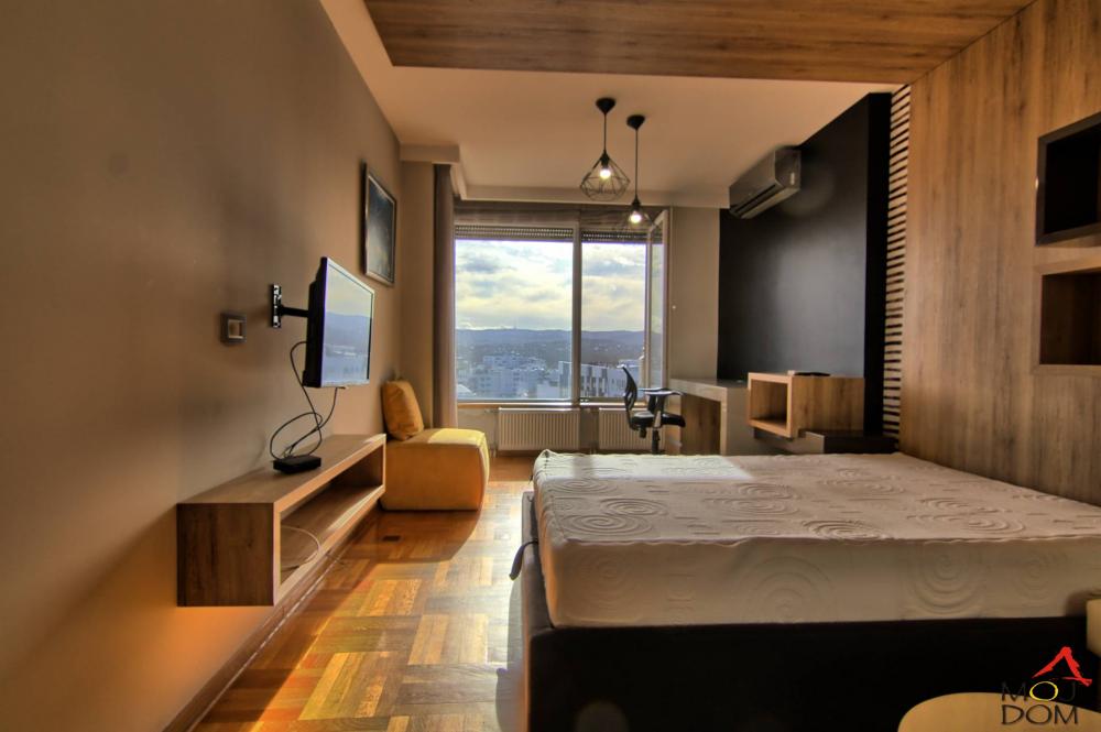 Slika 6 - Stan,NOVI SAD,SOMBORSKI BULEVAR,kv: 120, € 324000, ID: 1029772