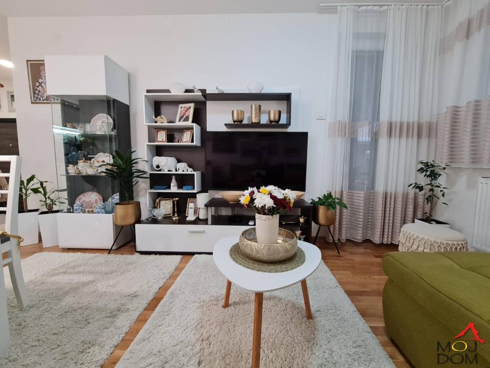 Slika 3 - Stan,NOVI SAD,SALAJKA,kv: 39, € 123600, ID: 1029469
