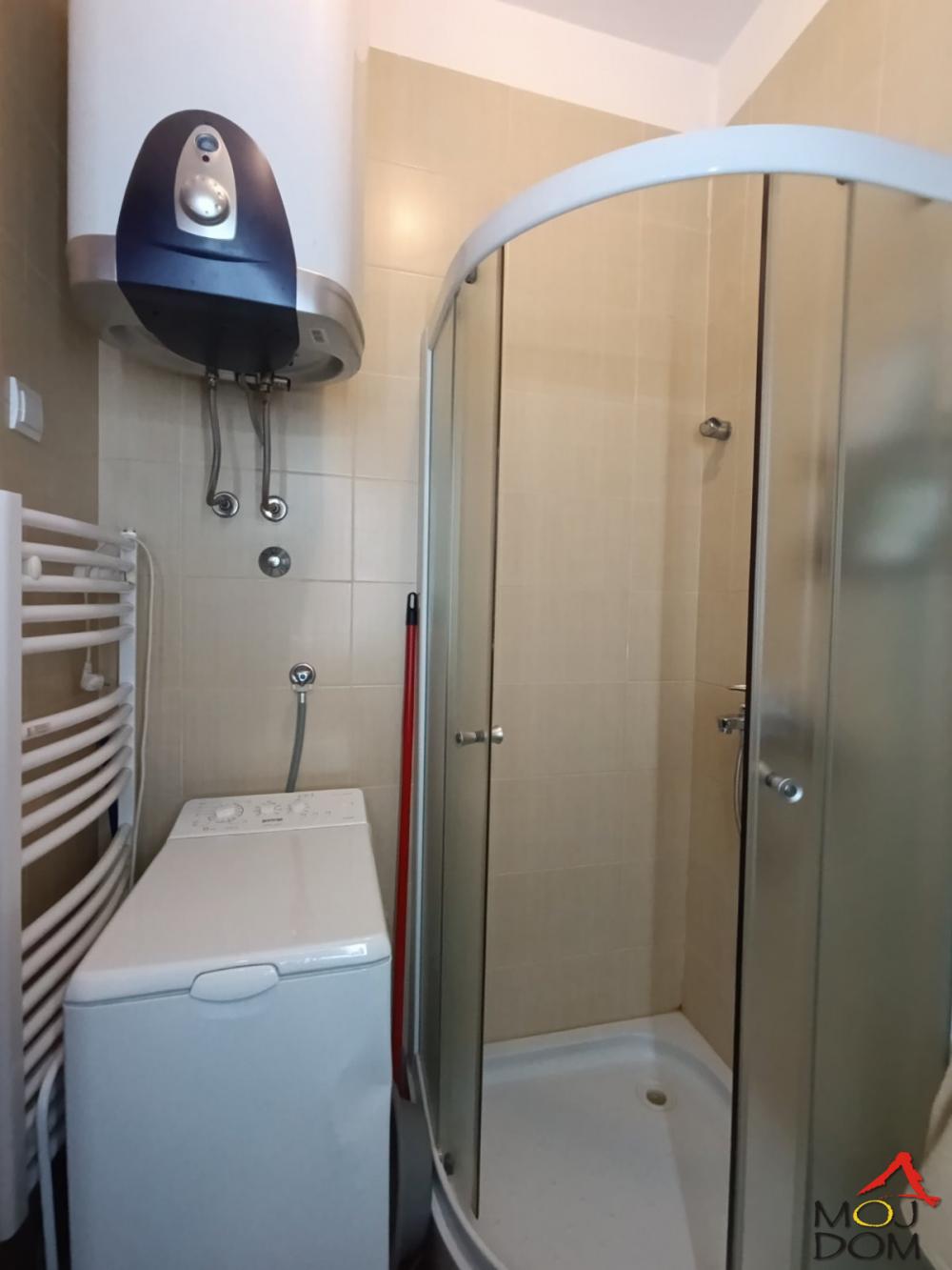 Slika 9 - Stan,NOVI SAD,CENTAR,kv: 31, € 111800, ID: 1030502