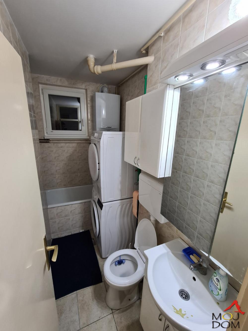 Slika 10 - Stan,NOVI SAD,GRBAVICA,kv: 53, € 150000, ID: 1014194