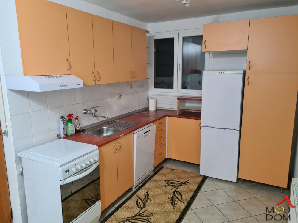 Slika 3 - Stan,NOVI SAD,GRBAVICA,kv: 53, € 150000, ID: 1014194