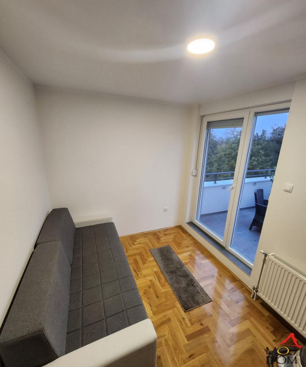 Slika 11 - Stan,NOVI SAD,TELEP,kv: 162, € 360500, ID: 1029612