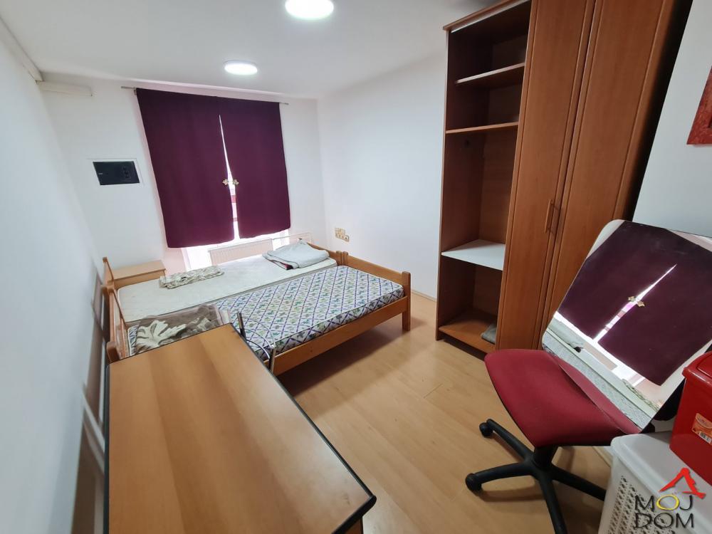 Slika 5 - Stan,NOVI SAD,GRBAVICA,kv: 46, € 92700, ID: 1030372