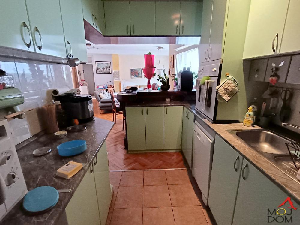 Slika 11 - Stan,NOVI SAD,GRBAVICA,kv: 105, € 206000, ID: 1027203