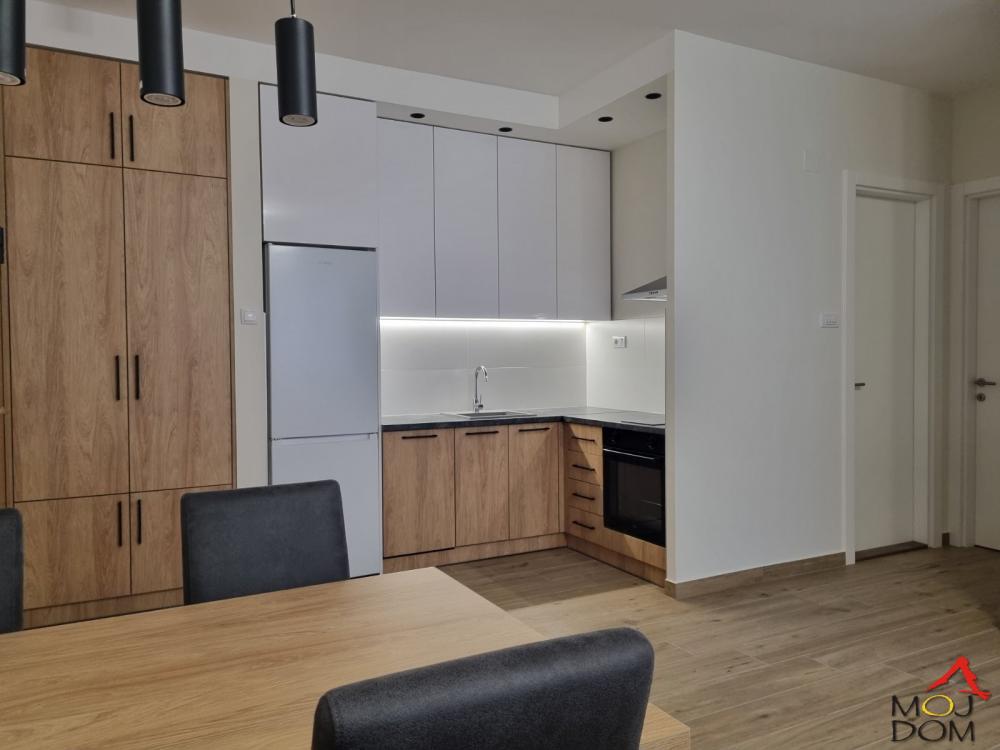 Slika 2 - Stan,NOVI SAD,TELEP,kv: 58, € 157600, ID: 1029887