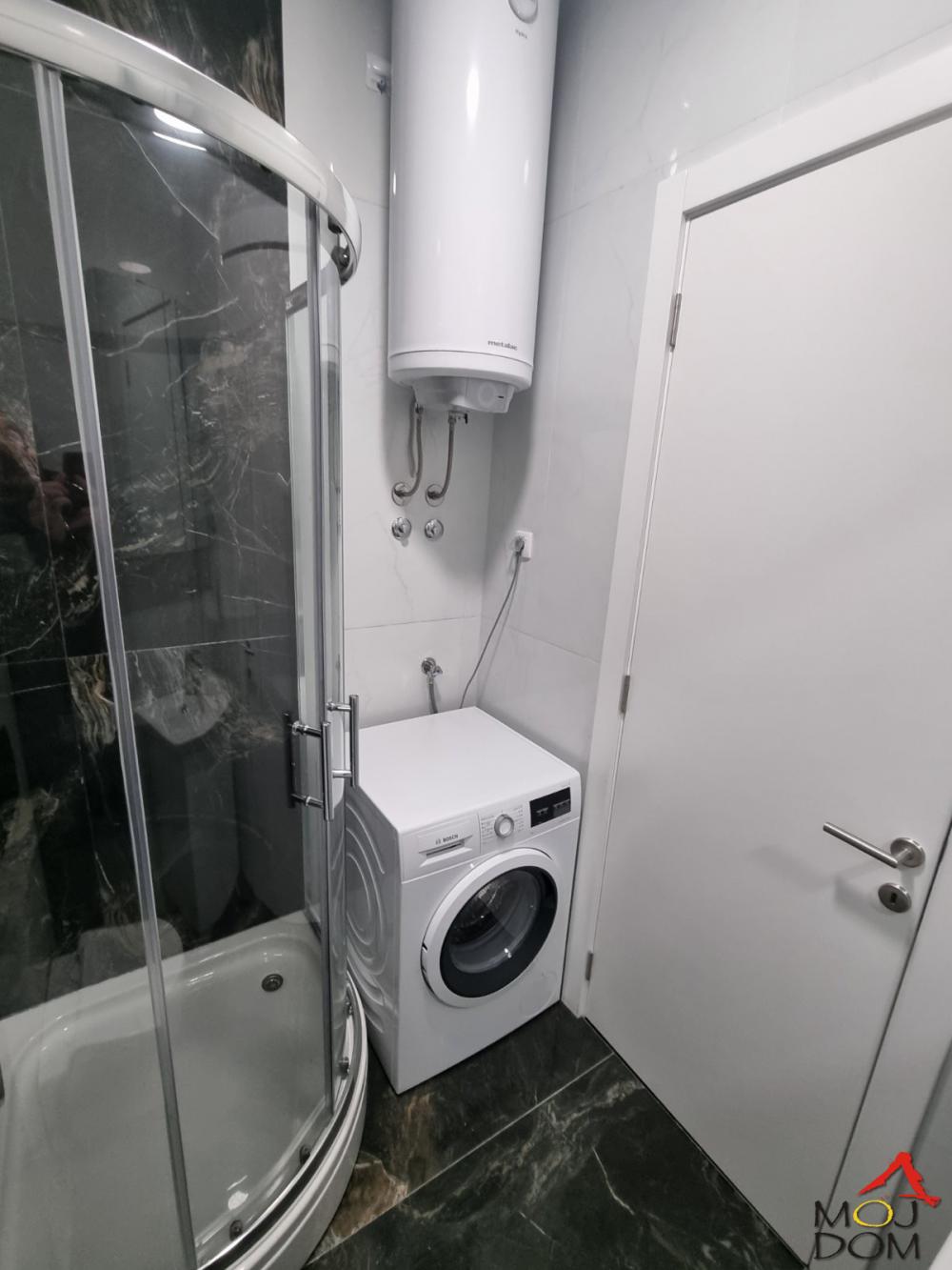 Slika 11 - Stan,NOVI SAD,TELEP,kv: 58, € 157600, ID: 1029887