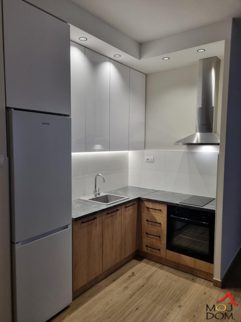 Slika 3 - Stan,NOVI SAD,TELEP,kv: 58, € 157600, ID: 1029887