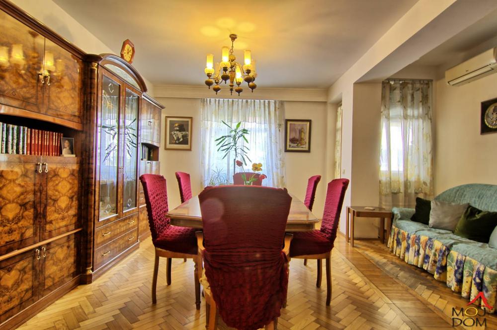 Slika 1 - Stan,NOVI SAD,BULEVAR,kv: 125, € 295600, ID: 1030236