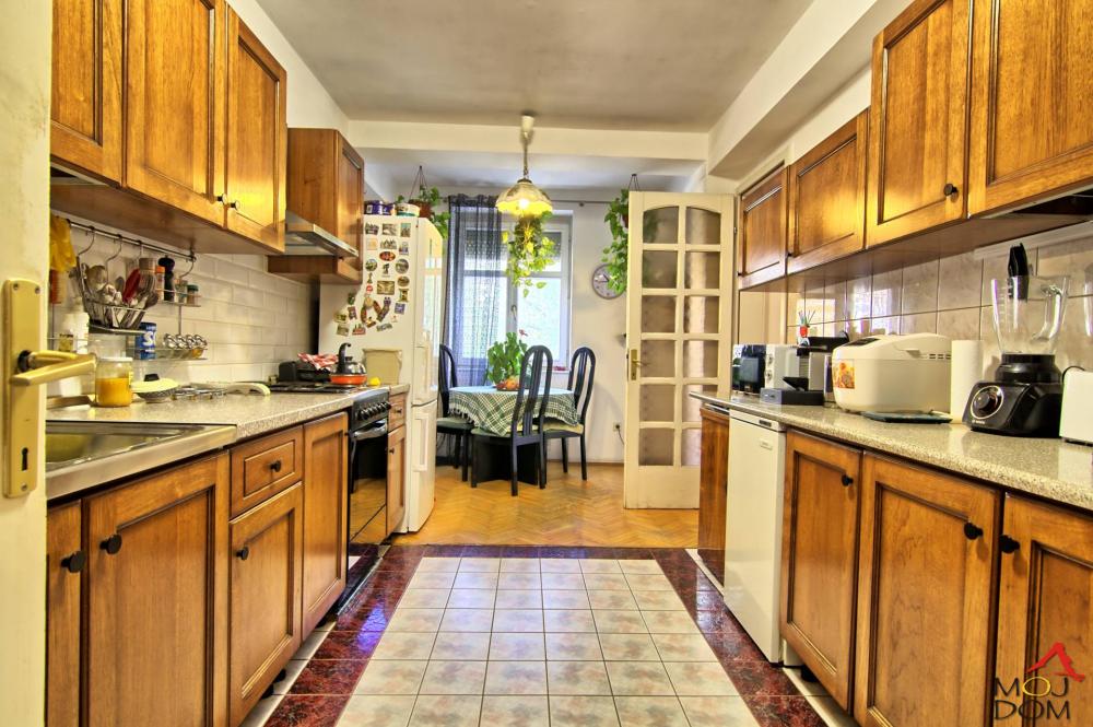 Slika 5 - Stan,NOVI SAD,BULEVAR,kv: 125, € 295600, ID: 1030236