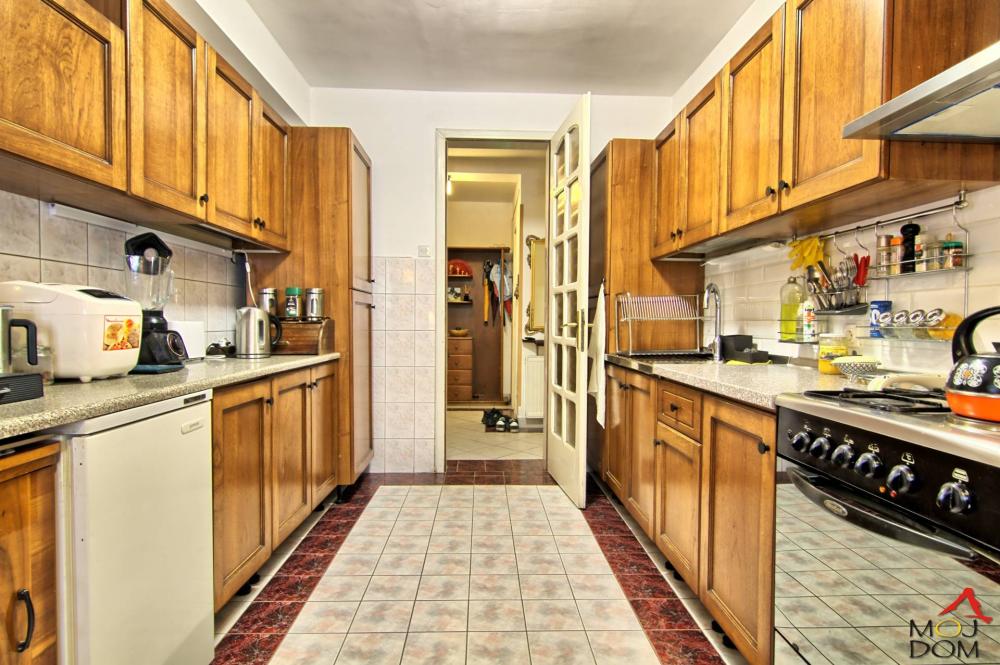 Slika 7 - Stan,NOVI SAD,BULEVAR,kv: 125, € 295600, ID: 1030236