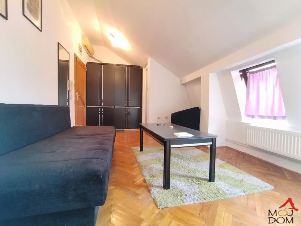 Slika 1 - Stan,NOVI SAD,CENTAR,kv: 26, € 78300, ID: 1029169