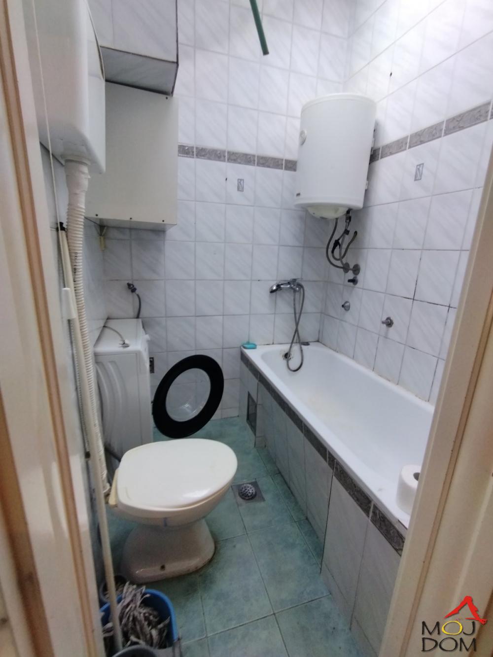 Slika 7 - Stan,NOVI SAD,CENTAR,kv: 26, € 78300, ID: 1029169