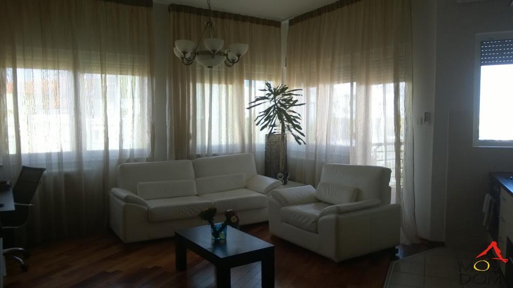 Glavna slika -Stan,NOVI SAD,BULEVAR EVROPE,kv: 67, € 195700, ID: 1030336