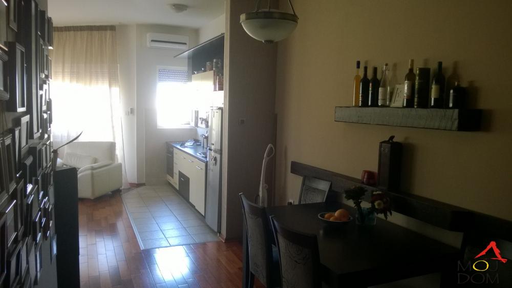 Slika 6 - Stan,NOVI SAD,BULEVAR EVROPE,kv: 67, € 195700, ID: 1030336