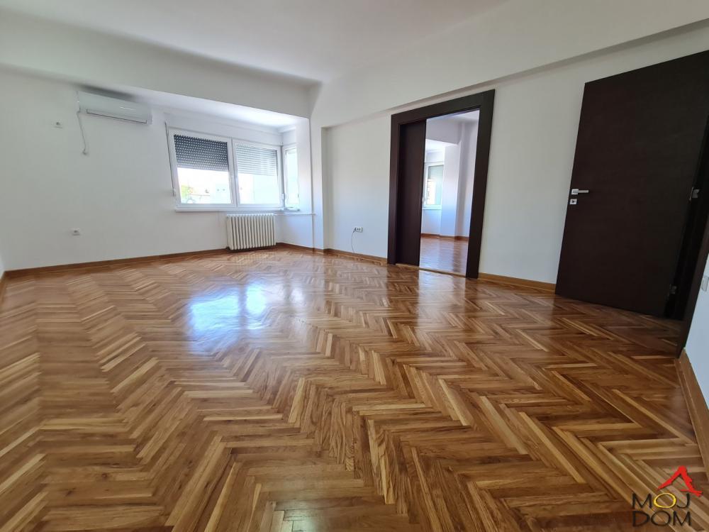 Glavna slika -Stan,NOVI SAD,CENTAR,kv: 114, € 241000, ID: 1028373