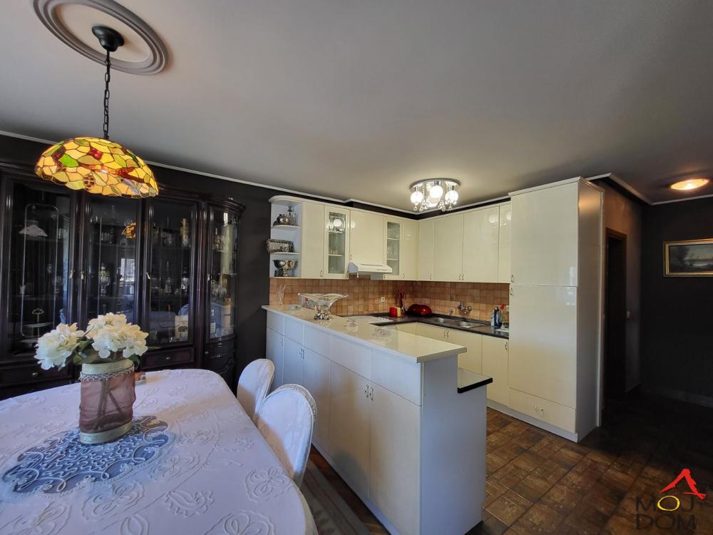 Slika 3 - Stan,NOVI SAD,NOVO NASELJE,kv: 120, € 283250, ID: 1028397