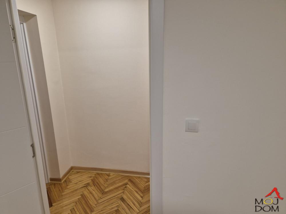 Slika 4 - Stan,NOVI SAD,SATELIT,kv: 48, € 120510, ID: 1030154