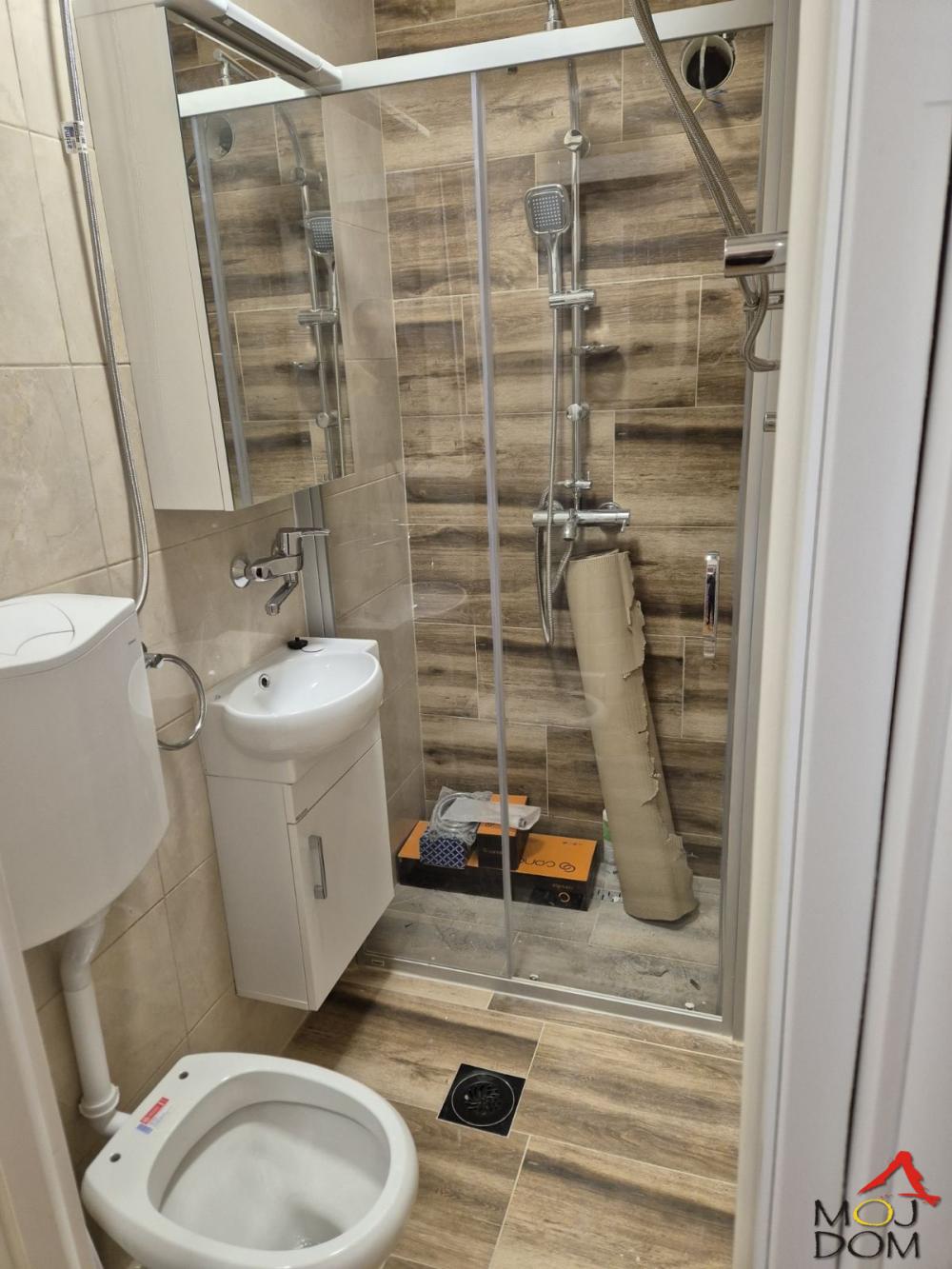 Slika 7 - Stan,NOVI SAD,SATELIT,kv: 48, € 120510, ID: 1030154