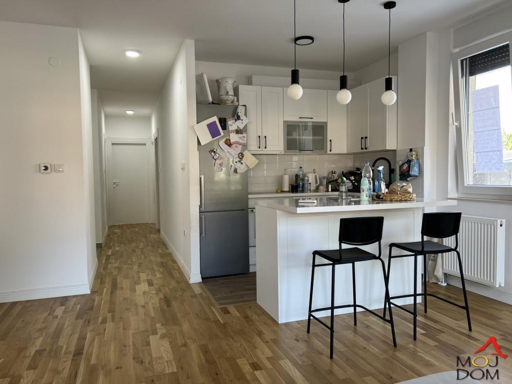 Slika 5 - Stan,PETROVARADIN,PETROVARADIN,kv: 73, € 185400, ID: 1027055