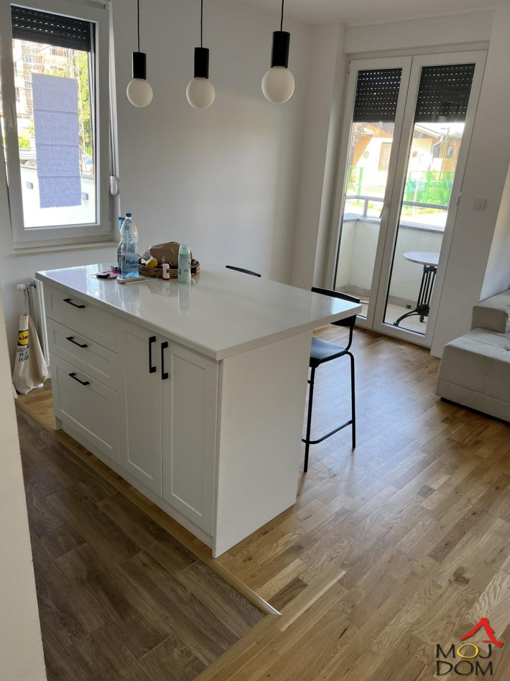 Slika 10 - Stan,PETROVARADIN,PETROVARADIN,kv: 73, € 185400, ID: 1027055