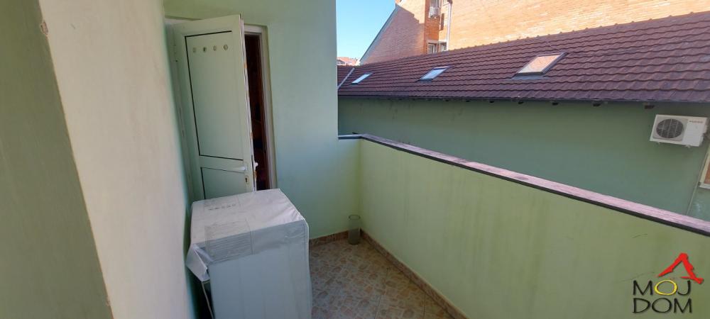 Slika 10 - Stan,NOVI SAD,GRBAVICA,kv: 56, € 161500, ID: 1030015