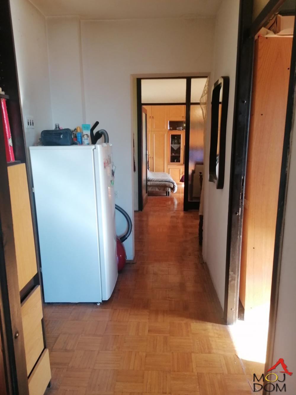 Slika 9 - Stan,NOVI SAD,BULEVAR,kv: 71, € 180250, ID: 1029286