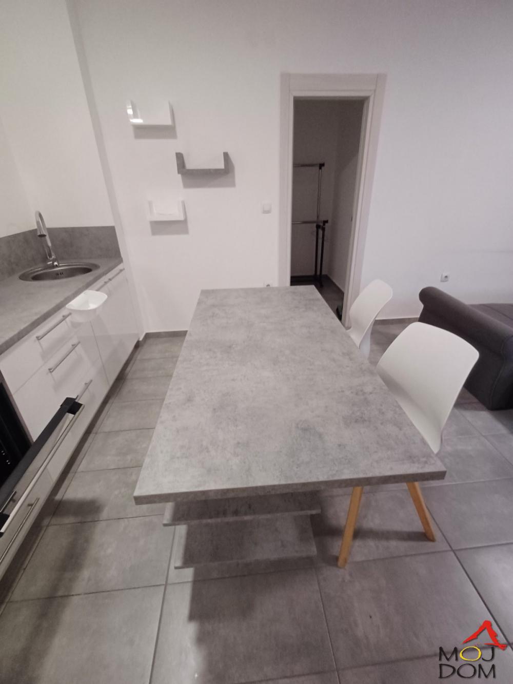 Slika 4 - Stan,NOVI SAD,SALAJKA,kv: 43, € 140000, ID: 1030292