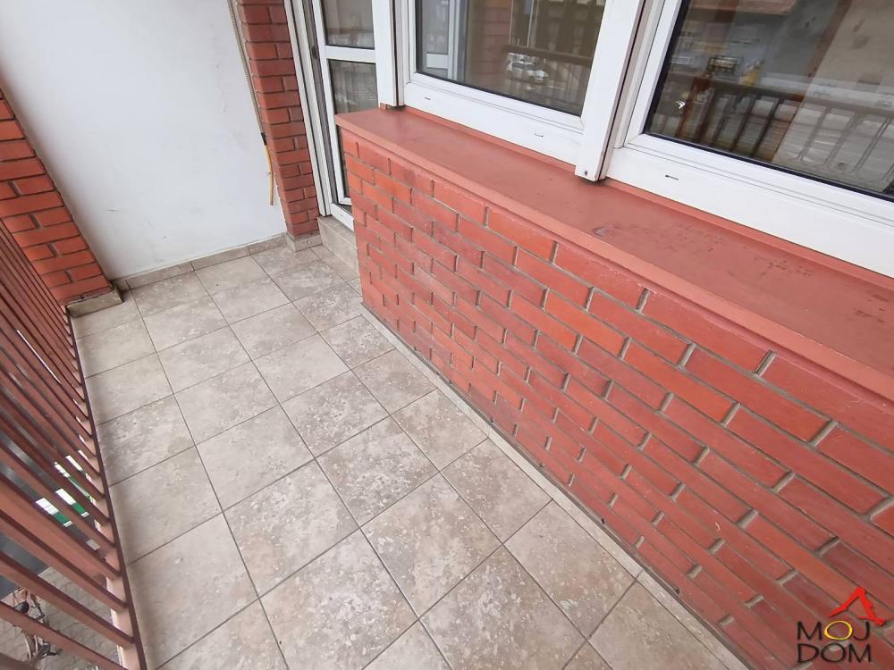 Slika 9 - Stan,NOVI SAD,ROTKVARIJA,kv: 32, € 107000, ID: 1029621