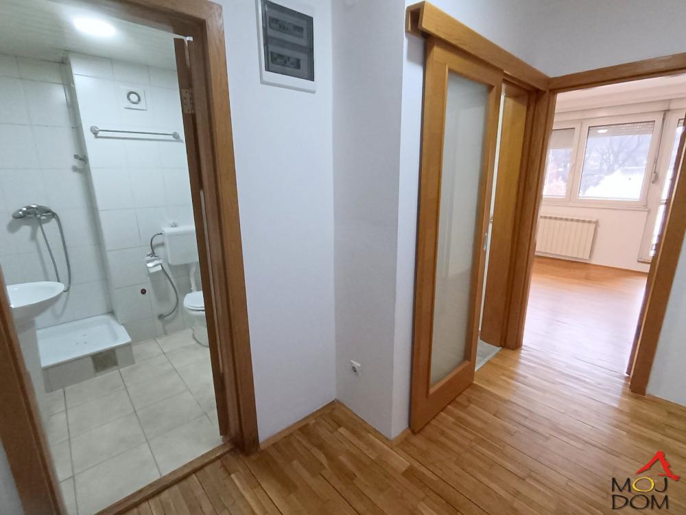 Slika 7 - Stan,NOVI SAD,ROTKVARIJA,kv: 32, € 107000, ID: 1029621