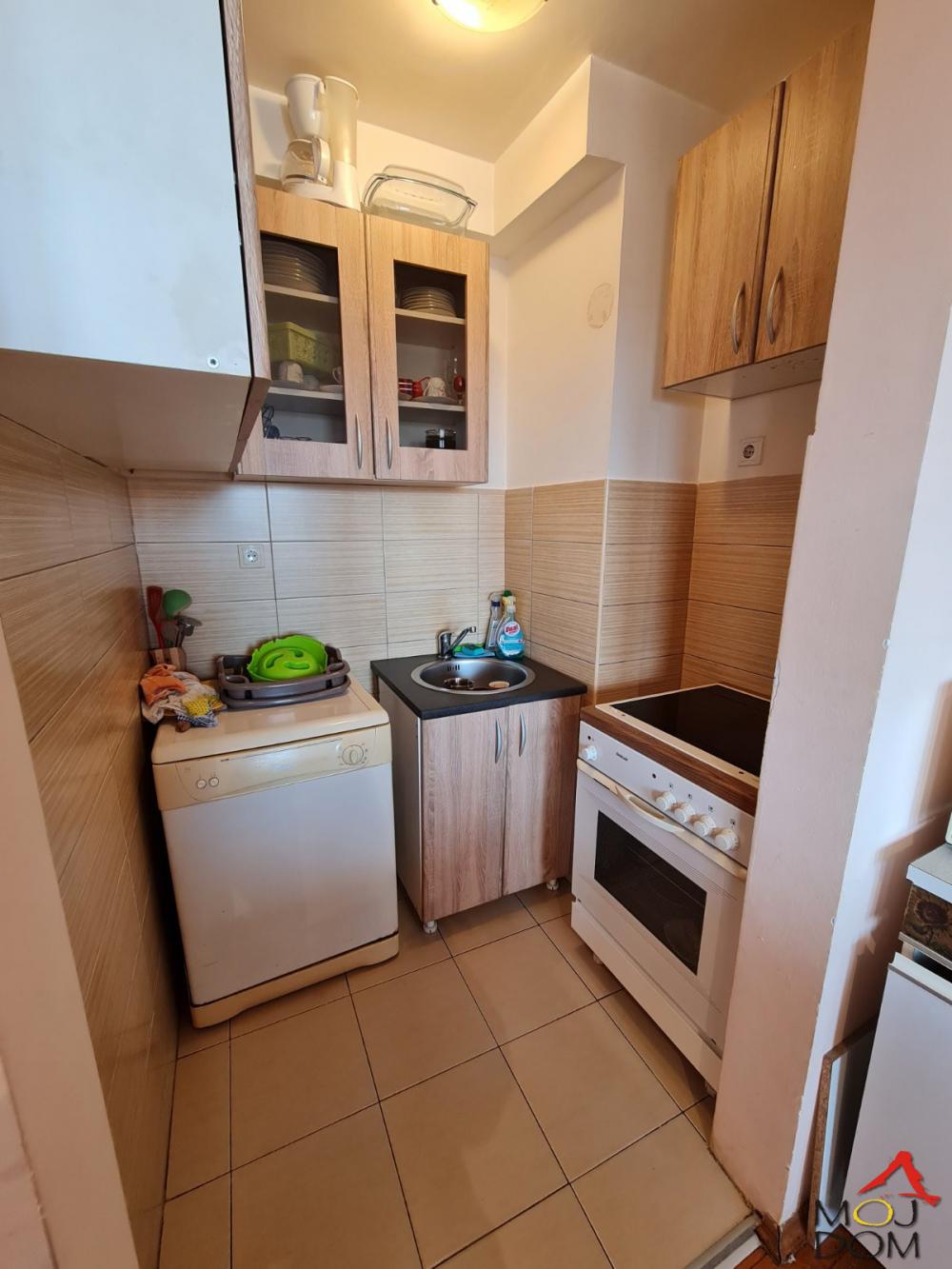 Slika 4 - Stan,PETROVARADIN,CENTAR,kv: 68, € 154500, ID: 1026117